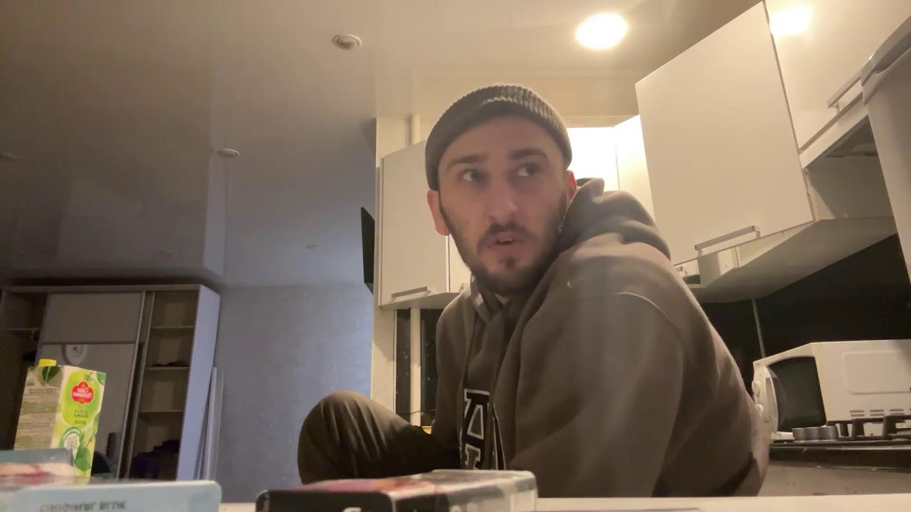 В ГОСТЯХ: МАРК  2